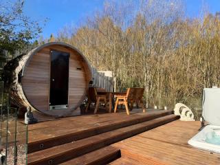 Glenisla, Aviemore, fantastic location with sauna and hot tub - 9