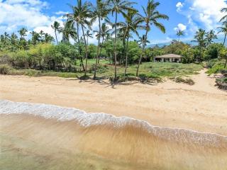 Oceanfront Hideaway - 9