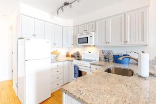 Nautical Haven at Seaside - 2