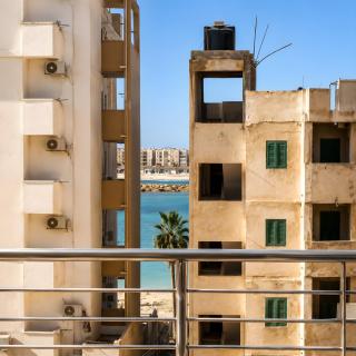 Amwaj Fayrouz - 3