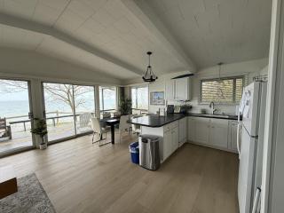 Bluffs Cove - 4