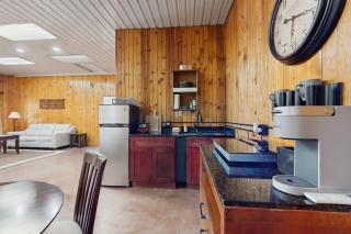 Woodland Getaway - 8