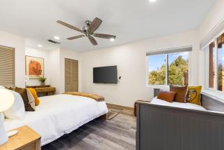 Scenery Home with Amazing Red Rock Views, Pool, Spa and Game Room - 9