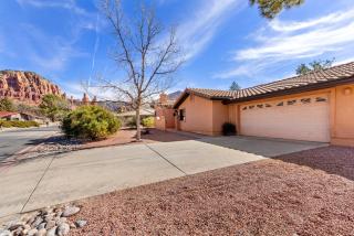 Scenery Home with Amazing Red Rock Views, Pool, Spa and Game Room - 5