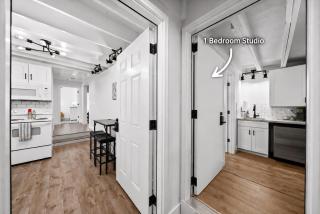 Studio Above Craft Coffee Shop - Downtown, By APSU - 4