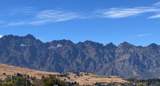 1Queenstown - Stunning Lake and Mountain Views - 9