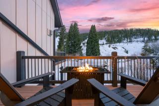 Slopeside Villa 125 I Private Hot Tub I Ski Views I Activity Program - 1