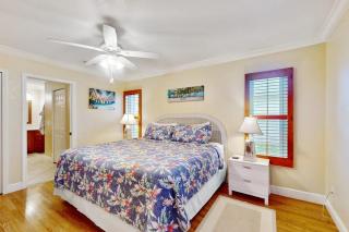Sea Bird's Hideaway - 1