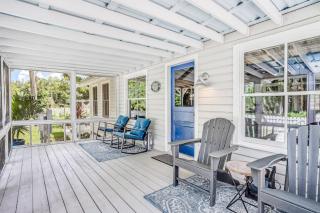 The Tucker House - 9
