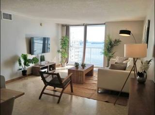 3BR 2BA Biscayne Bay View - 5