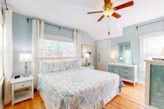 Vintage Venice Duplex - B - 2