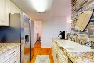 Bethany West --- 700 South Center Ct - 1