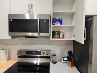 Edmonton 3BR House - 4