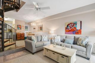 Sea Pines Village --- 7 Sea Pines Vill - 4