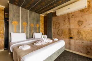 Great Pyramid Inn - 2