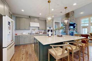 Marlin Chase --- 30340 Bermuda Dr - 3