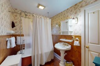 Town of Lewes --- 107 E 4th St - 1