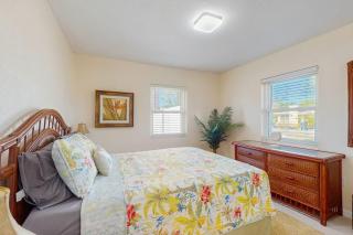 Lemon Bay Retreat - 2
