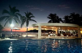 Espectacular Apto remodelado, de lujo y a pie de Playa con vista al mar - 1
