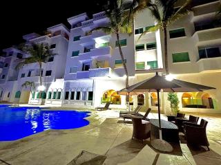 Espectacular Apto remodelado, de lujo y a pie de Playa con vista al mar - 6