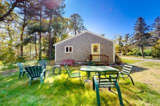 Belmont Beach Cottage - 7