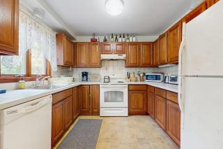 Sandpiper's Saltbox - 4