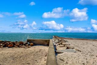 Seabreeze Escape - 9