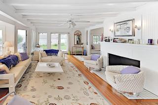 Buzzard Bay Retreat - 8
