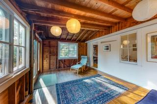 Beachroad Hideout - 6
