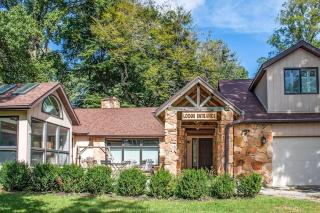 Harbor Country Family Lodge - 0