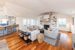 Back Bay Oasis - 8