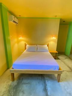 Kapunoan Beach House - 4