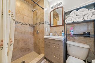 NYC & MetLife Luxury 3 bedroom Home Free Parking - 7