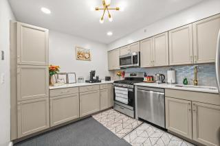 NYC & MetLife Luxury 3 bedroom Home Free Parking - 6