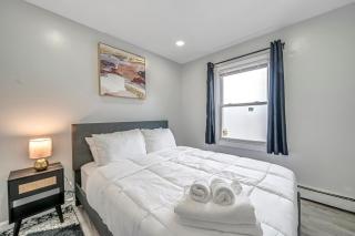 NYC & MetLife Luxury 3 bedroom Home Free Parking - 3