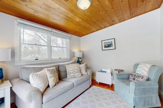 Fresh Pond Chateau - 1