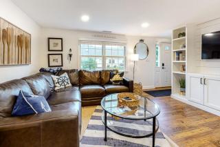 Harbortown Hideaway - 8