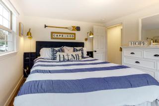Harbortown Hideaway - 3