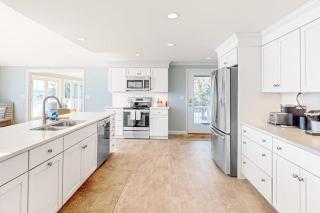 Island Bay Bungalow - 3