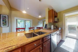 Yellow Brick Road House - 1