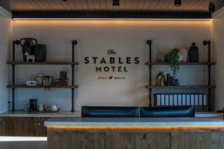 The Stables Motel - 6