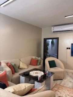 Luxury 3-bedroom apartment with a balcony and a direct view of Olaya Street - 1