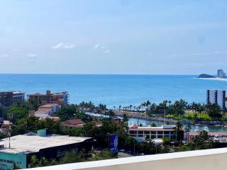 Marina Condo 2 Pools Panoramic Views - 2
