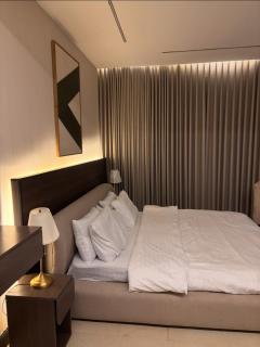 Luxury Studio Smart Entry Private Parking - 2