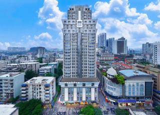 City Comfort Inn Liuzhou Wuxing Walking Street Zhonghuan Tower - 1