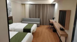GreenTree Inn Express Shandong Qingdao Chengyang District Aodong Road - 2