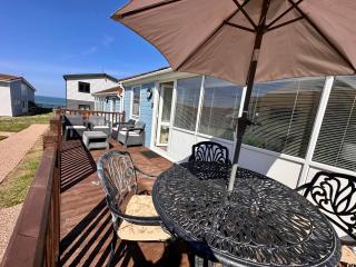 Beach Cottage 71 Golden Bay - Cosy Coastal Escape - 0