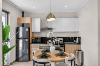 ZED Towers Serviced Apartments by BlueKeys - 8