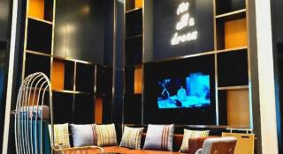 Premier City Comfort Hotel Wuhan Yellow Crane Shouyi Road Metro Station - 1