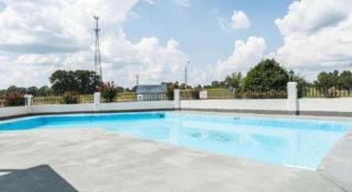 Rodeway Inn Sardis - 1